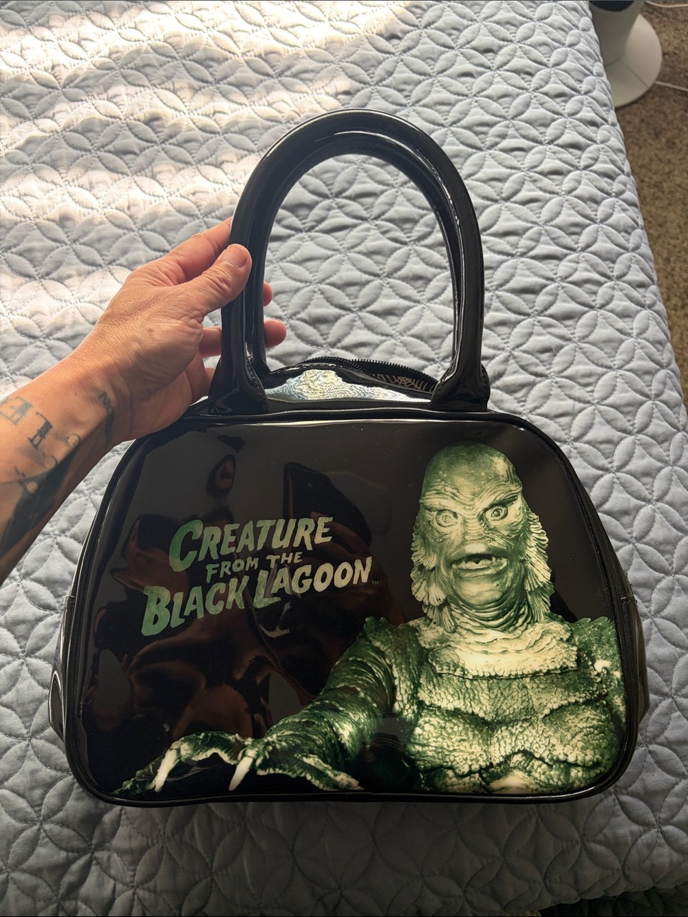 ROCK REBEL Creature From The Black Lagoon Purse- Black/Green
